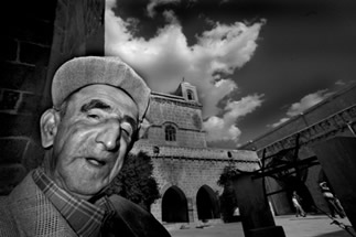 Manast�ra Adanan Bir Hayat - Bahe