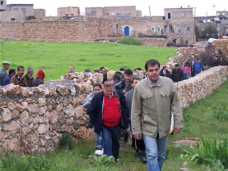 Nusaybin'deki Kuru-Hirebaba K&ouml;y&uuml;ne İnceleme İ&ccedil;in Gelen Heyet