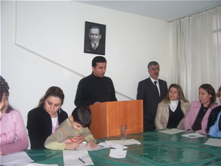 Naum Faik 'e Ait Şiirler Okunurken