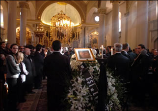 Hrant Dink in Kilisede Yaplan Tren