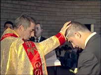 Belgeselden: Kilise'de Yap�lan Bir  S�ryani D���n�