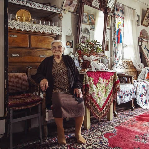 Nasra Teyzeden geriye foto�raflar ve &uuml;rettikleri kald�